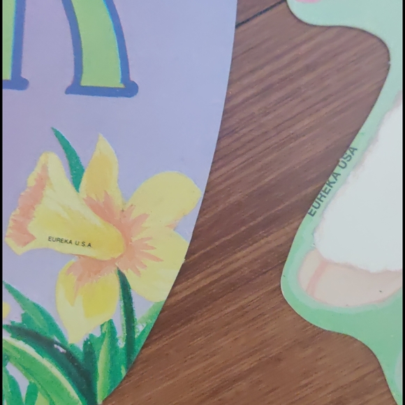 1970s eureka vintage Easter window cutouts - Picture 5 of 8